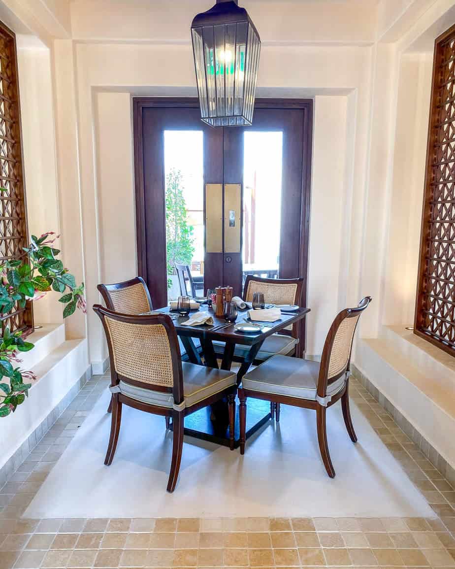 al wathba breakfast dining room